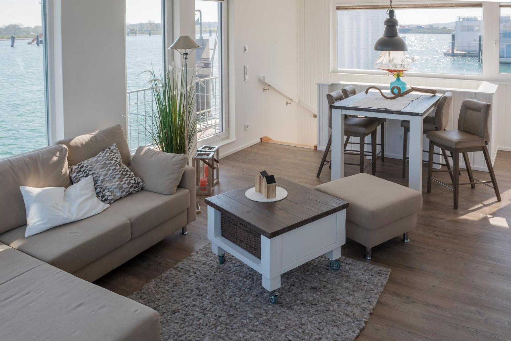 Schwimmendes Ferienhaus Antares One By Seeblick Ferien Oro, Rundum Wasser, Sauna Olpenitz Zewnętrze zdjęcie